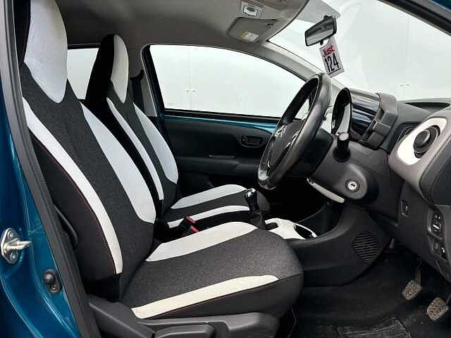 Citroen C1 1.0 VTi 72 Urban Ride 5dr Green