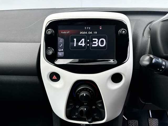Citroen C1 1.0 VTi 72 Urban Ride 5dr Green