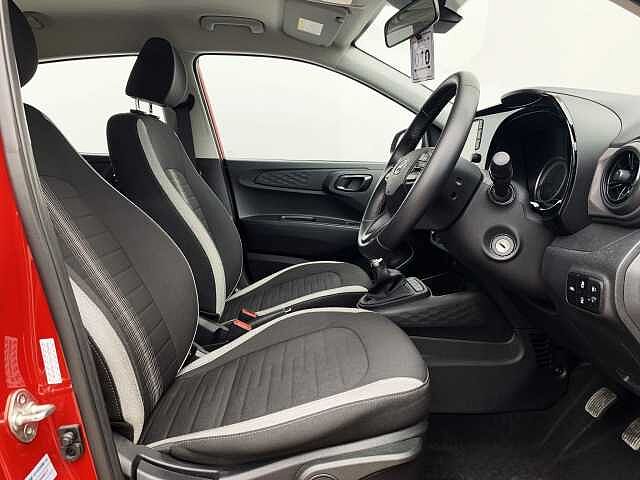 Hyundai I10 1.0 MPi SE Connect 5dr Red