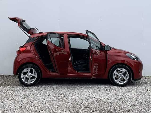 Hyundai I10 1.0 MPi SE Connect 5dr Red