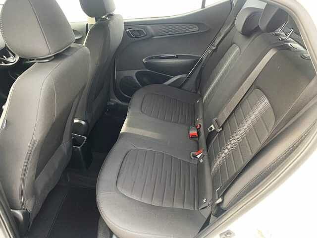 Hyundai i10 1.0 MPi SE Connect 5dr Auto