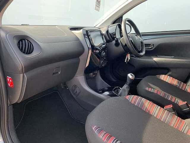 Citroen C1 1.0 VTi 72 Shine 5dr