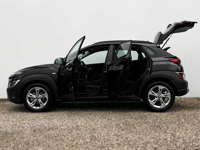 Hyundai KONA 1.0 TGDi 48V MHEV SE Connect 5dr Black