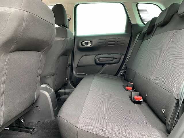 Citroen C3 AIRCROSS 1.2 PureTech 130 Plus 5dr EAT6 White