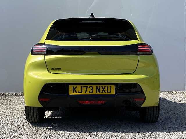 Peugeot 208 1.2 PureTech 100 Allure 5dr