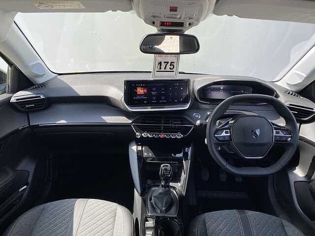 Peugeot 208 1.2 PureTech 100 Allure 5dr