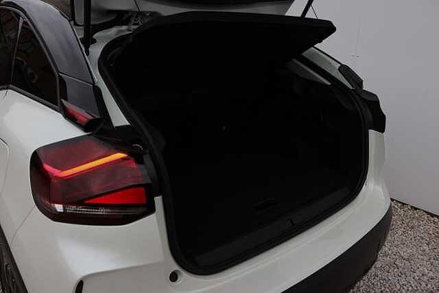 Citroen e-C4 100kW E-series 50kWh 5dr Auto