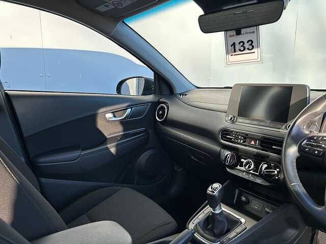 Hyundai KONA 1.0 TGDi 48V MHEV SE Connect 5dr Black