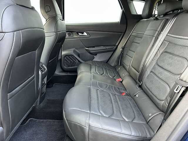 Citroen C5 X 1.2 PureTech 130 Max 5dr EAT8