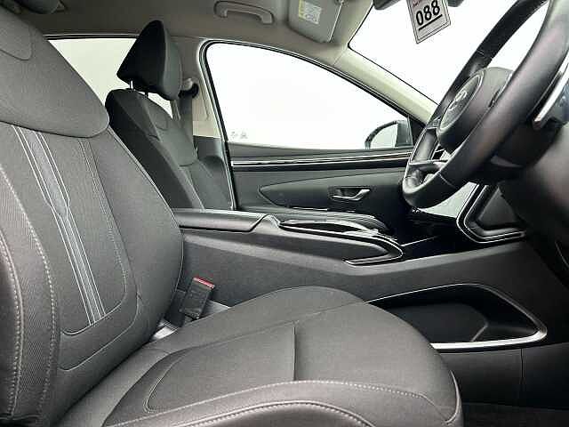 Hyundai TUCSON 1.6 TGDi Plug-in Hybrid Premium 5dr 4WD Auto