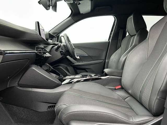 Peugeot e-2008 115kW GT 54kWh 5dr Auto