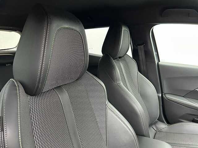 Peugeot e-2008 115kW GT 54kWh 5dr Auto