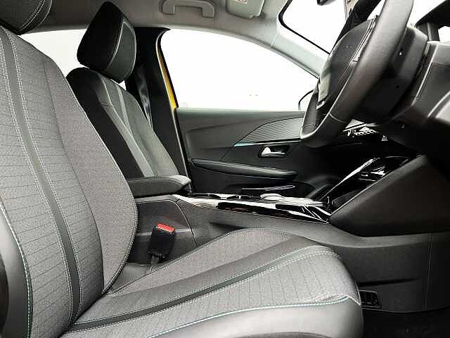 Peugeot e-208 100kW Allure Premium + 50kWh 5dr Auto