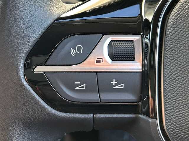 Peugeot e-208 100kW E-Style 50kWh 5dr Auto