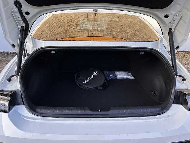 Hyundai IONIQ 6 168kW Premium 77kWh 4dr Auto