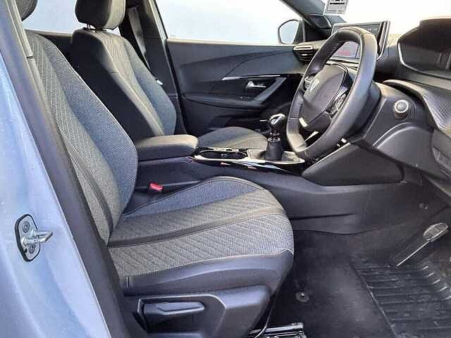 Peugeot 2008 1.2 PureTech 130 Allure 5dr