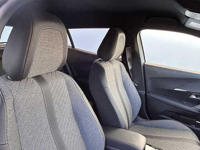 Peugeot 2008 1.2 PureTech 130 Allure 5dr