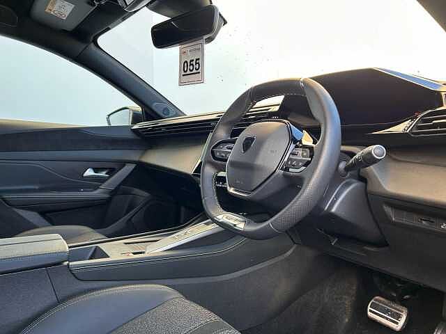 Peugeot 408 1.2 Hybrid 136 GT 5dr e-DSC6