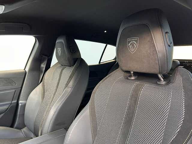 Peugeot 408 1.2 Hybrid 136 GT 5dr e-DSC6