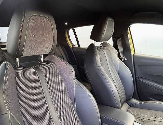 Peugeot 208 1.2 Hybrid 100 GT 5dr e-DSC6