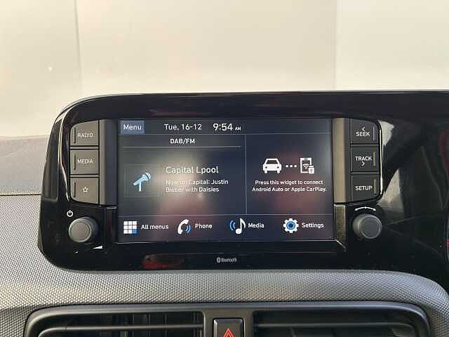 Hyundai I10 1.0 MPi SE Connect 5dr Red