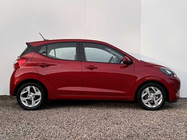 Hyundai I10 1.0 MPi SE Connect 5dr Red