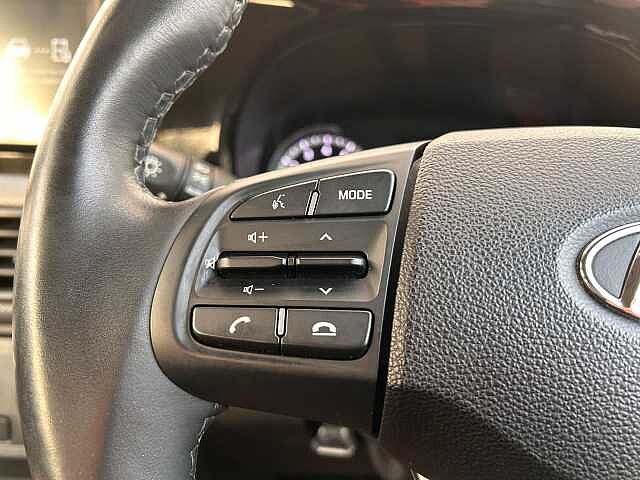 Hyundai I10 1.0 MPi SE Connect 5dr Red