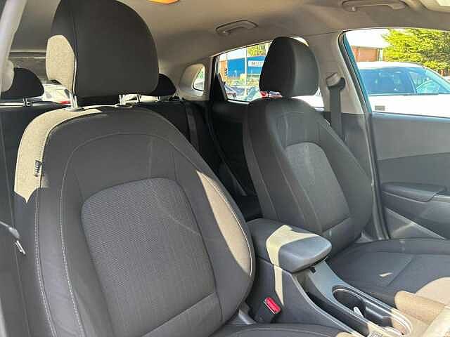 Hyundai KONA 1.6 h-GDi Premium DCT Euro 6 (s/s) 5dr Blue