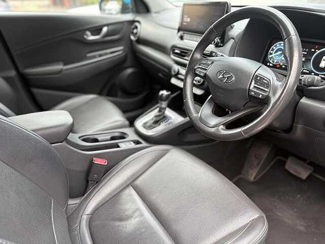 Hyundai KONA 1.6 h-GDi Ultimate SUV 5dr Petrol Hybrid DCT Euro 6 (s/s) (141 ps) Dive in Jeju