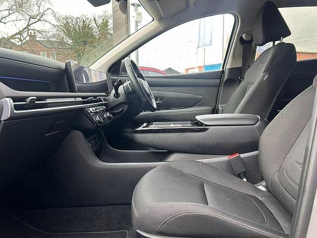 Hyundai TUCSON 1.6 T-GDi Advance Auto Euro 6 (s/s) 5dr Silver