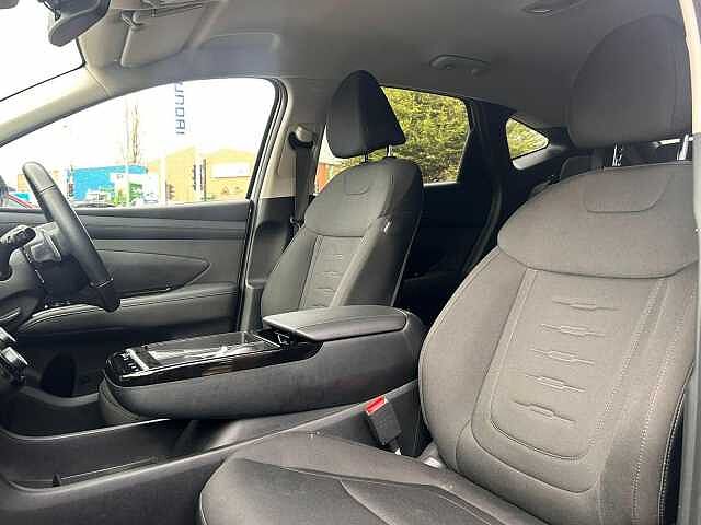 Hyundai TUCSON 1.6 T-GDi Advance Auto Euro 6 (s/s) 5dr Silver