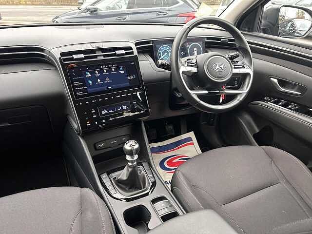 Hyundai TUCSON 1.6 T-GDi SE Connect Euro 6 (s/s) 5dr Dark Knight