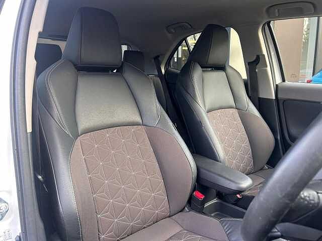 Toyota Yaris Cross 1.5 VVT-h Excel E-CVT AWD Euro 6 (s/s) 5dr