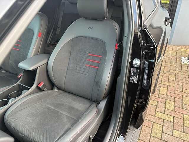 Hyundai KONA 1.6 h-GDi N Line S DCT Euro 6 (s/s) 5dr Black