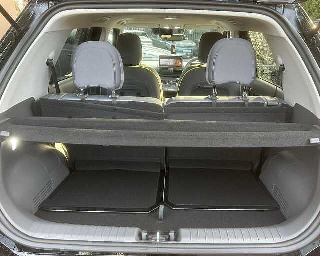 Hyundai INSTER Long Range 49kWh Cross Auto 5dr Abyss Black