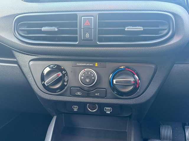 Hyundai i10 1.0 Advance Euro 6 (s/s) 5dr