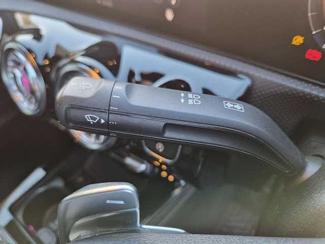 Mercedes-Benz CLA 1.3 CLA180 AMG Line (Premium 2) Coupe 7G-DCT Euro 6 (s/s) 4dr