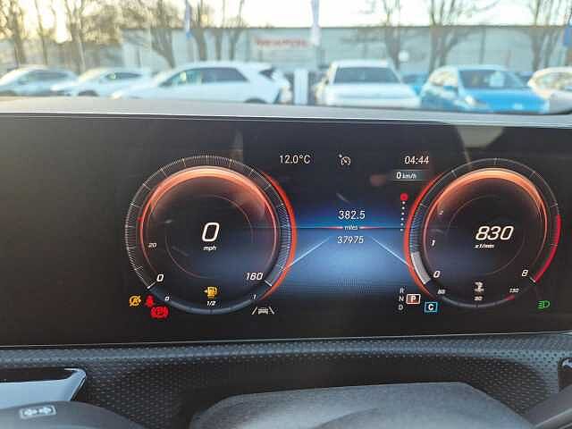 Mercedes-Benz CLA 1.3 CLA180 AMG Line (Premium 2) Coupe 7G-DCT Euro 6 (s/s) 4dr