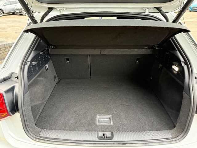 Audi Q2 1.5 TFSI CoD 35 S line S Tronic Euro 6 (s/s) 5dr