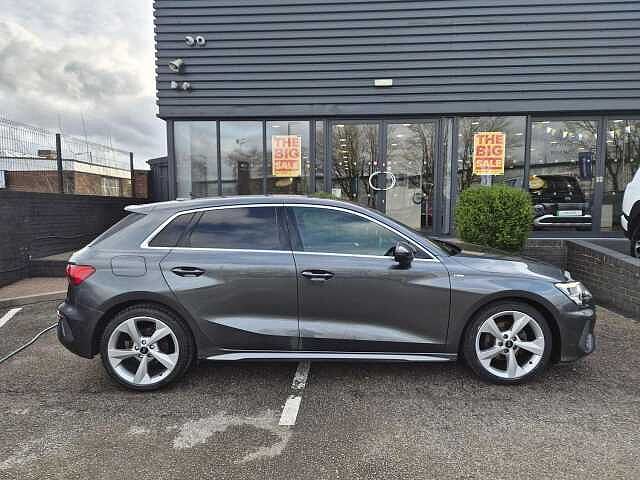 Audi A3 1.0 TFSI 30 S line Sportback Euro 6 (s/s) 5dr