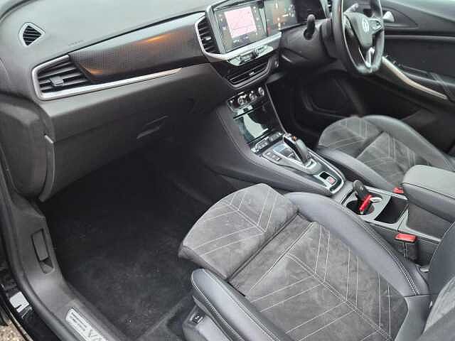 Vauxhall Grandland 1.5 Turbo D Ultimate Auto Euro 6 (s/s) 5dr