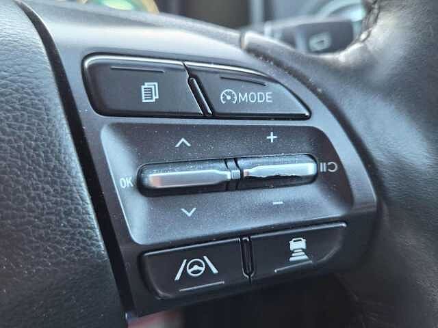 Hyundai KONA 64kWh Ultimate Auto 5dr (10.5kW Charger)