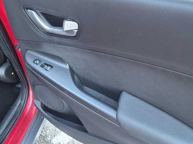 Hyundai KONA 64kWh Ultimate Auto 5dr (10.5kW Charger)