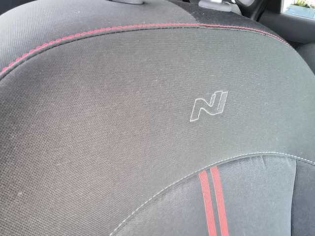 Hyundai KONA 65.4kWh N Line Auto 5dr White