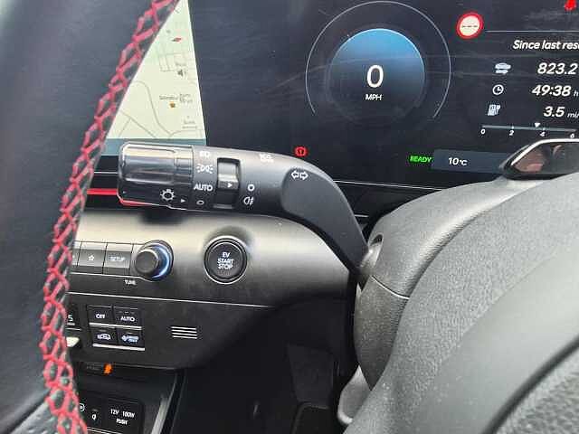 Hyundai KONA 65.4kWh N Line Auto 5dr White