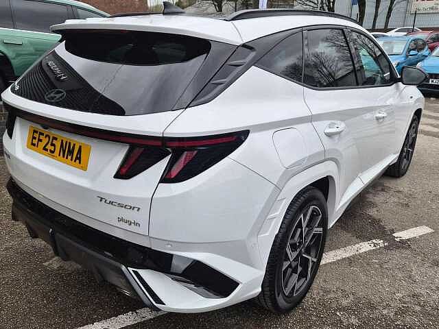 Hyundai TUCSON 1.6 T-GDi 13.8kWh N Line S Auto Euro 6 (s/s) 5dr White