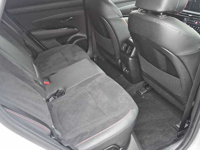 Hyundai TUCSON 1.6 T-GDi 13.8kWh N Line S Auto Euro 6 (s/s) 5dr White