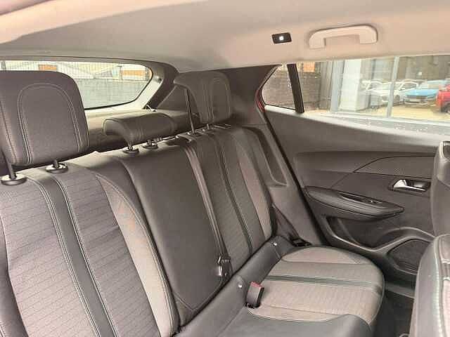 Peugeot 2008 1.2 PureTech Allure Premium SUV 5dr Petrol Manual Euro 6 (s/s) (100 ps)