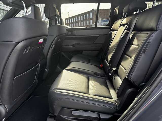 Hyundai SANTA FE 1.6 T-GDi 13.8kWh Calligraphy Auto 4WD Euro 6 (s/s) 5dr (7Seat) Magnetic Grey