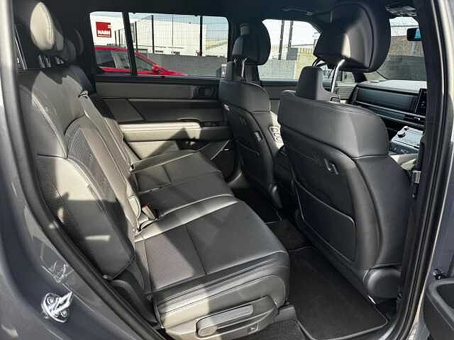 Hyundai SANTA FE 1.6 T-GDi 13.8kWh Calligraphy Auto 4WD Euro 6 (s/s) 5dr (7Seat) Magnetic Grey